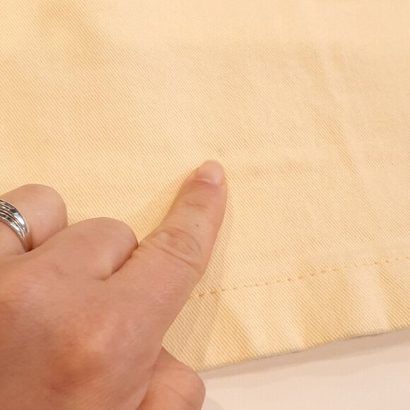 GLORIA VANDERBILT All Around Slimming Effect Shorts Amanda Almond Cream Denim - Picture 7 of 13